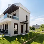 Argilos & Argilos Deluxe Residential Complexes Apartment Ofrinion