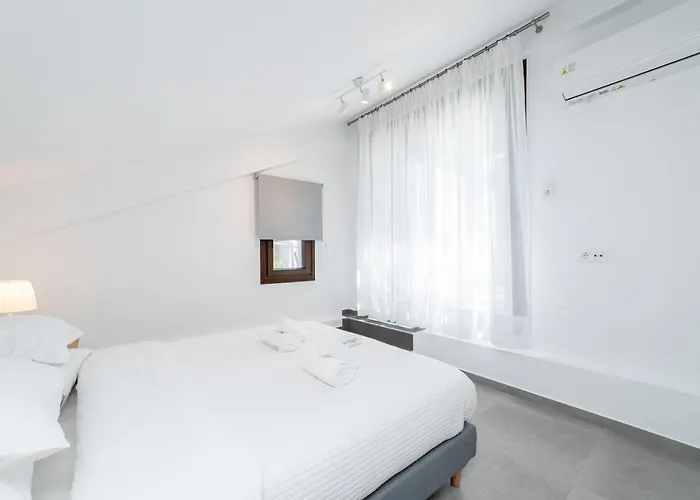 Argilos & Argilos Deluxe Residential Complexes *